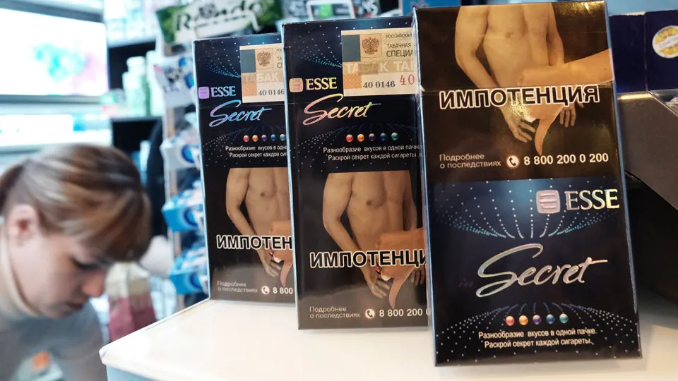 Зампред комитета Госдумы по охране здоровья допустил введение в России пожизненного запрета на курение для поколения, родившегося после 2008 года, ссылаясь на опыт Великобритании, где уже одобрена подобная реформа «поколения без курения».