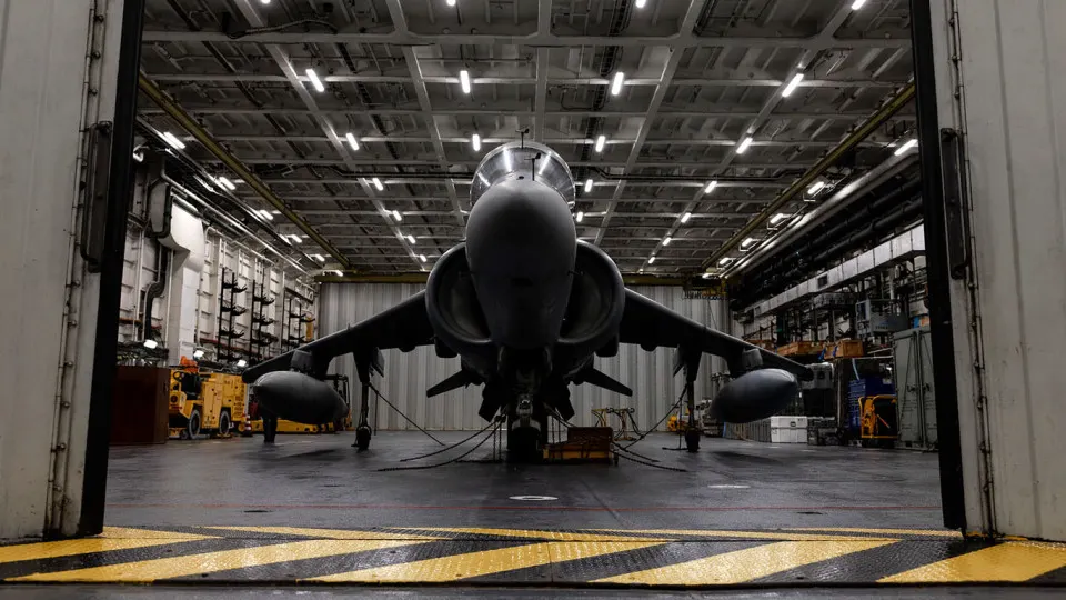 Франция и Польша в ближайшее время проведут на восточном фланге НАТО совместные учения, в ходе которых отработают элементы применения французского ядерного оружия по целям в России и Беларуси, включая объекты в районе Санкт‑Петербурга.