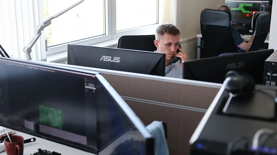 Исследование К2Тех показало, что российские компании планируют пользоваться иностранным программным обеспечением вплоть до 2030–2031 годов, несмотря на курс на импортозамещение и обсуждение возможных новых ограничений для коммерческого сектора.