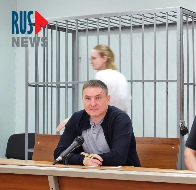 По словам Соколова, 18 мая в этапном боксе на него напал неизвестный, который пытался задушить его; адвокат подал заявление в ГУФСИН, а сам правозащитник предполагает причастность сотрудников изолятора.