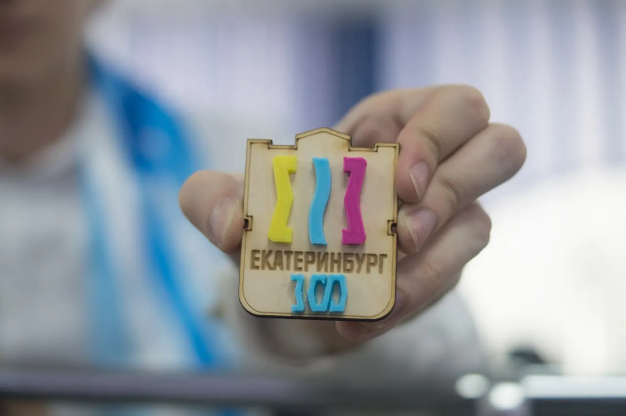 Власти разослали анкеты членам Совета неравнодушных горожан и предлагают три слогана для продвижения города; лидирует вариант «Главное внутри».