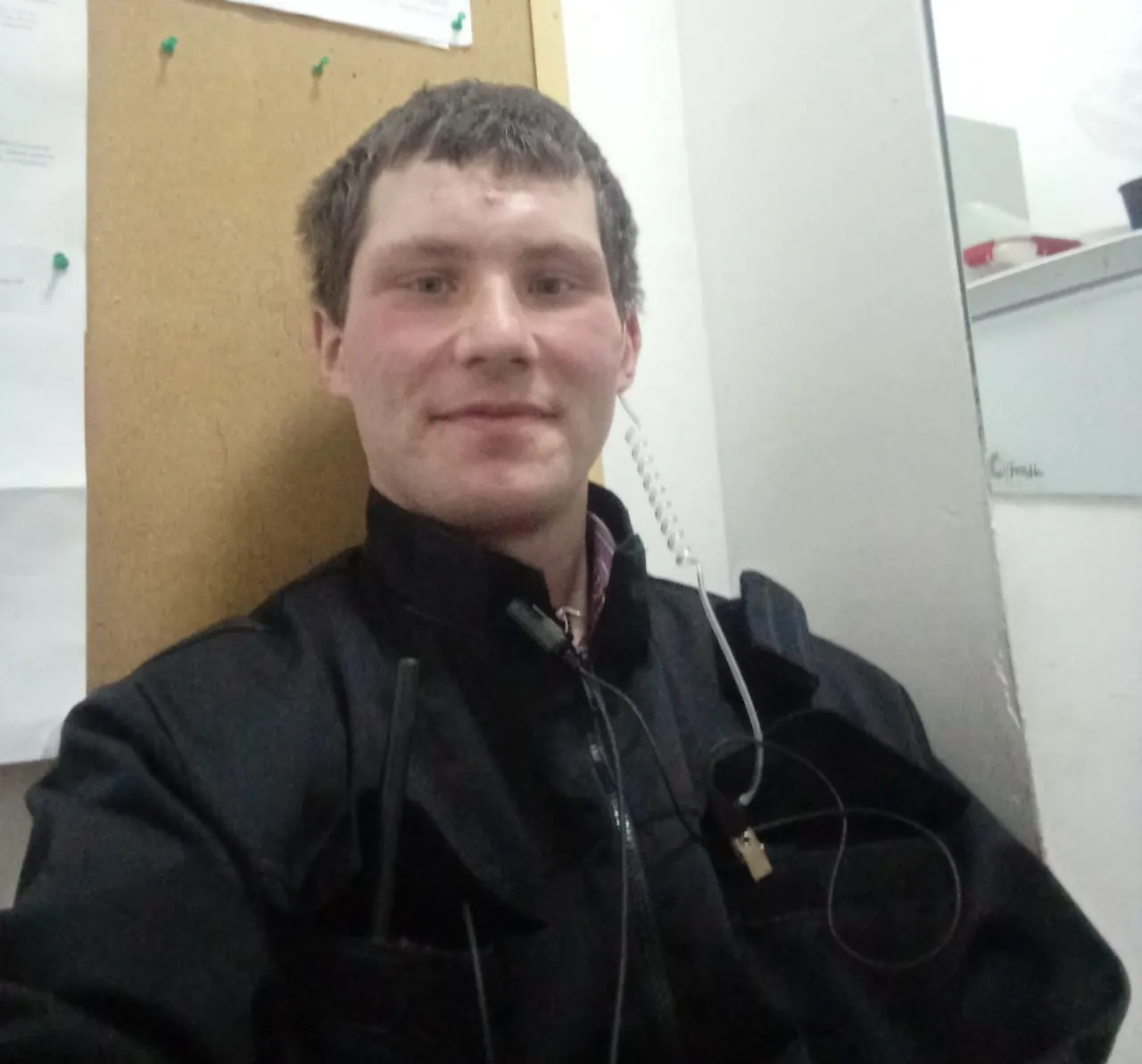 Центральный окружной военный суд признал 28‑летнего Сергея Черепанова виновным, назначил штраф и запретил администрирование сайтов и каналов на два года.