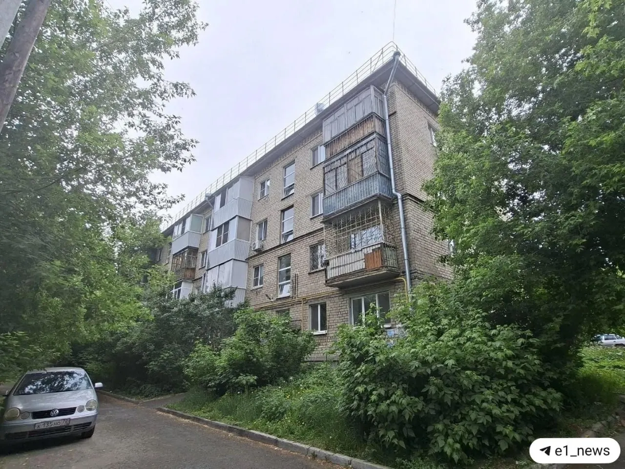 В дом на ул. Санаторной, 11а отключили газ: при проверке выяснилось отсутствие тяги в вентиляционных каналах. УК сообщает, что подрядная организация очищает вентканалы, работы завершат на следующей неделе, после чего проведут повторную проверку и при отсутствии нарушений восстановят газоснабжение.