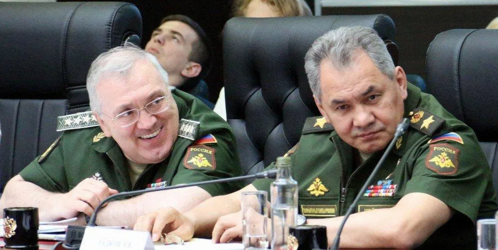 Московский суд удовлетворил иск Генпрокуратуры: в доход государства обращены деньги, недвижимость и другие активы Цаликова и членов его семьи на общую сумму 5,5 млрд рублей. Экс‑чиновнику предъявлены обвинения в хищениях, отмывании и создании преступного сообщества.