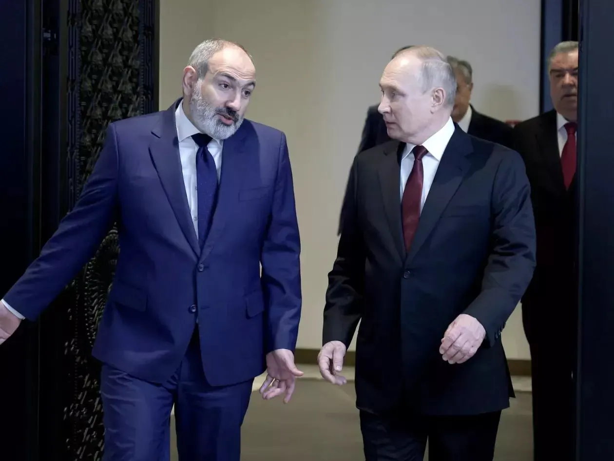 Премьер-министр Армении заявил, что Ереван не будет вступать в санкционный режим Евросоюза, но и не будет способствовать обходу ограничений.
