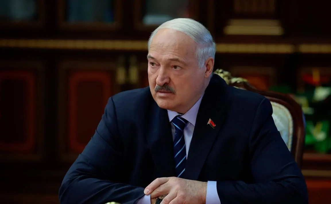 Президент Белоруссии предложил оказать поддержку регионам России в переработке нефти, отметив наличие модернизированных заводов и готовность помочь по мере необходимости.