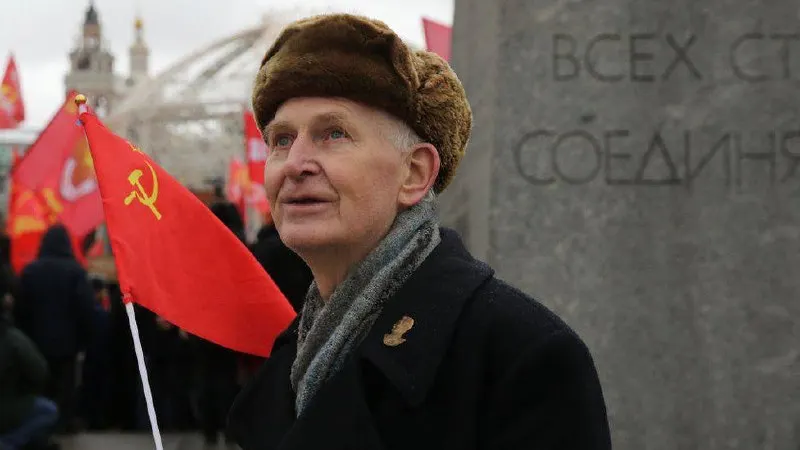 Военный суд в Тюмени назначил 9 лет лишения свободы 71‑летней Людмиле Пашниной. Ей вменяют участие в движении «граждане СССР» и попытки вербовки военнослужащих Тюменского гарнизона.