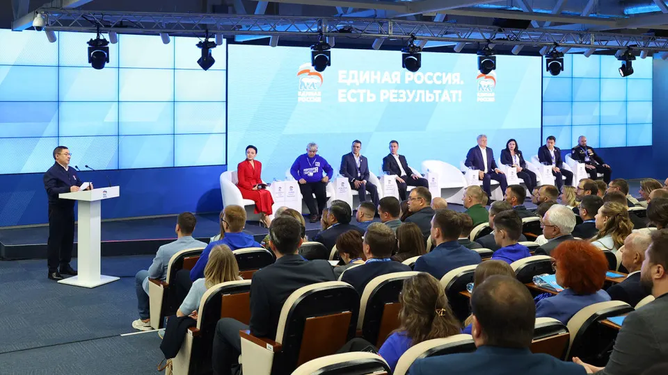 Администрация президента дала указание ориентироваться на результаты 2021 года, вести кампанию в «терапевтическом» ключе и заранее обеспечивать безопасность в условиях военного времени.