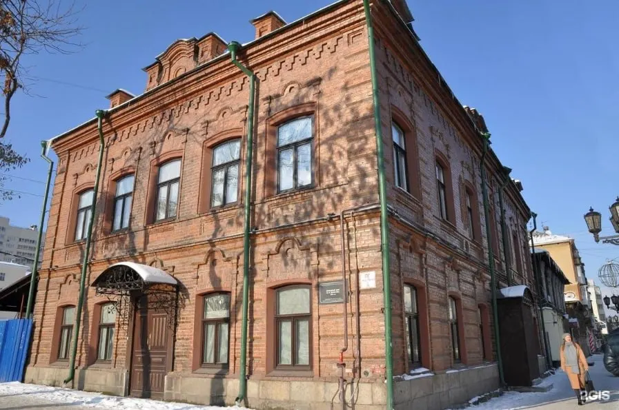 Историко‑культурная экспертиза включила четыре здания на улице Вайнера в охранную зону: вокруг них запретят высотную застройку, наружную рекламу, наземные парковки и установку павильонов.
