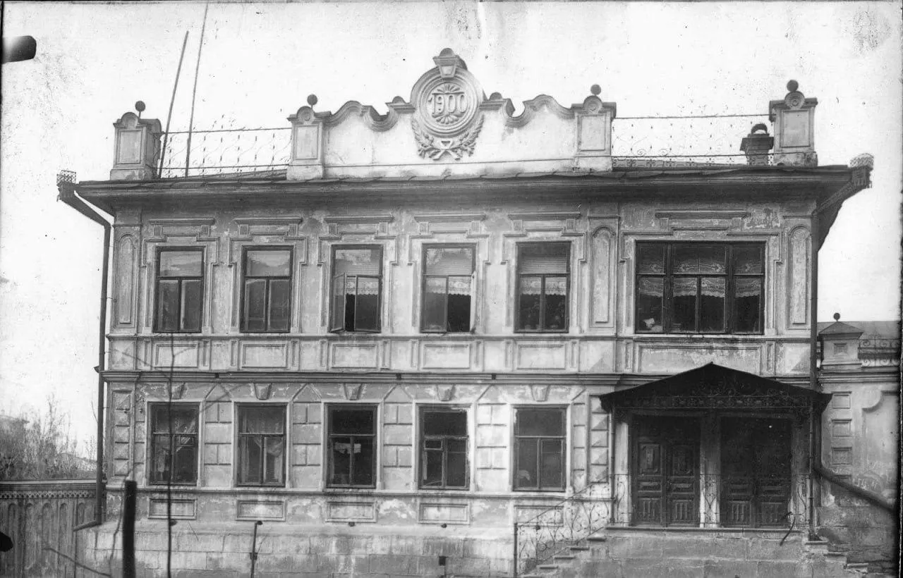 Флигель на Первомайской, 11в официально отнесён к объектам культурного наследия — соответствующий приказ опубликован правительством Свердловской области.