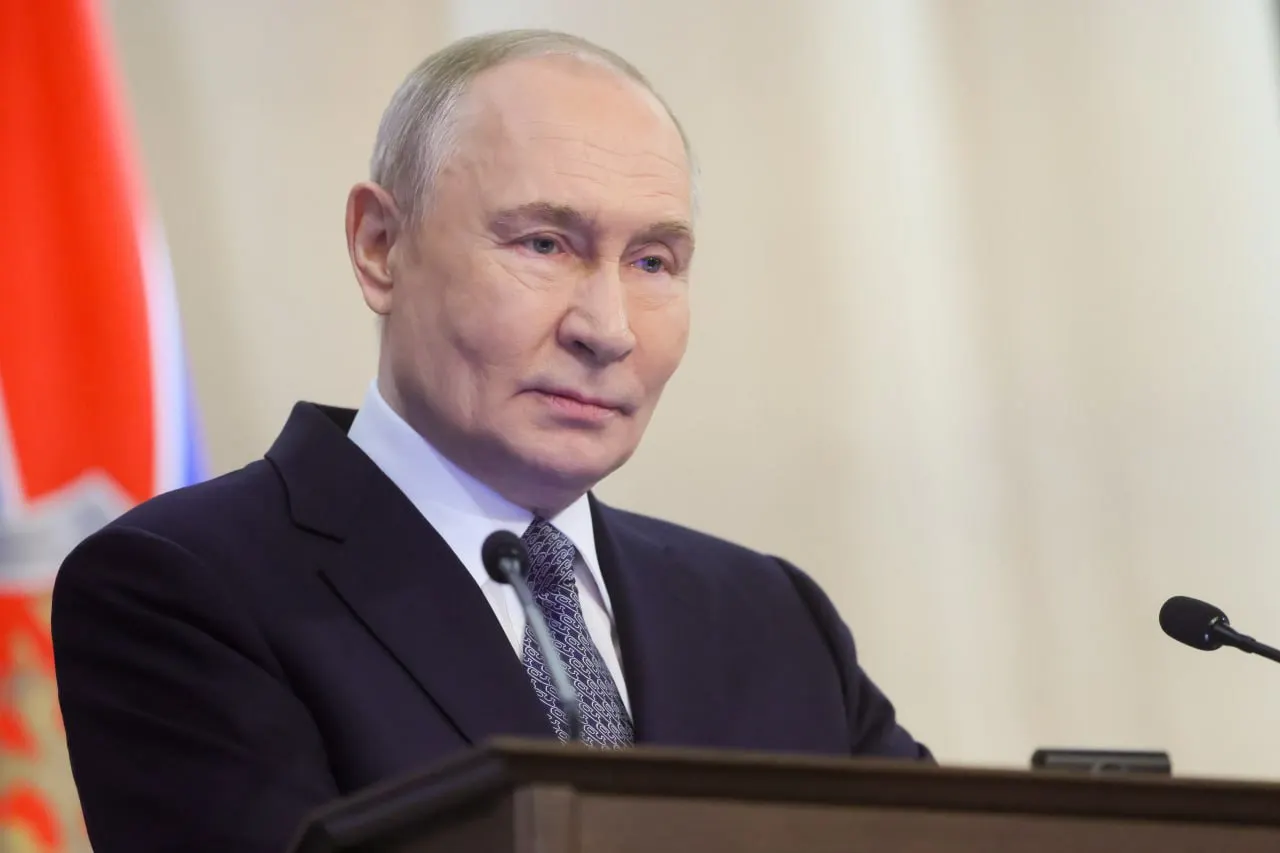 Президент России прибудет в Казахстан по приглашению Касым‑Жомарта Токаева. Лидеры обсудят укрепление стратегического партнёрства и союзнических отношений.