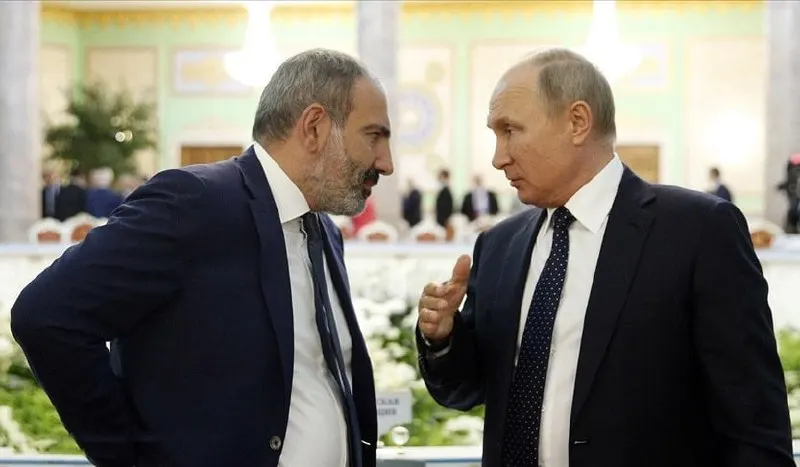 Ведомство объяснило запрет необходимостью защиты фитосанитарного благополучия: при ввозе 96,2 млн штук цветочной продукции выявлено 135 случаев карантинных объектов. Ранее также были ограничения в отношении партии армянской минеральной воды «Джермук».
