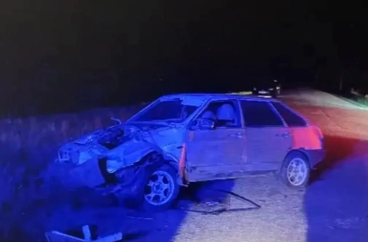 Погоня за автомобилем без госномеров закончилась ДТП: 28-летний водитель, находившийся в нетрезвом состоянии и имевший просроченные права, получил травмы и был госпитализирован.