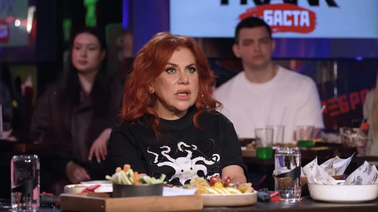 Актриса из Перми рассказала, что её муж не присутствовал при родах, назвала партнёрские роды «кринжом» и отметила большое количество медперсонала.