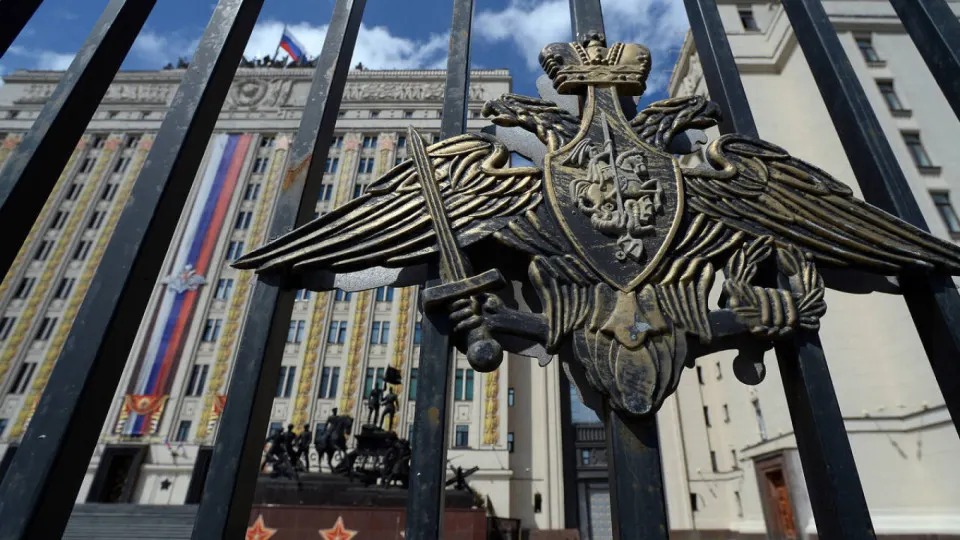 Минобороны предложило напрямую передавать в своё распоряжение акции, землю, технику и производственные площадки национализированных предприятий стройотрасли, чтобы оперативно использовать их для выполнения гособоронзаказа.