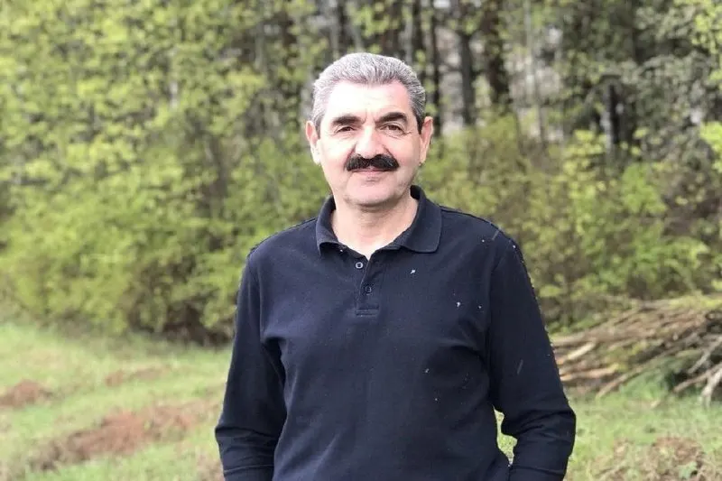 Актёр Армен Бежанян, ранее выдвигавшийся от «Единой России», объявил о переходе в «Справедливую Россию». Одновременно ему предстоит судебное разбирательство по делу о нарушении правил пользования недрами.