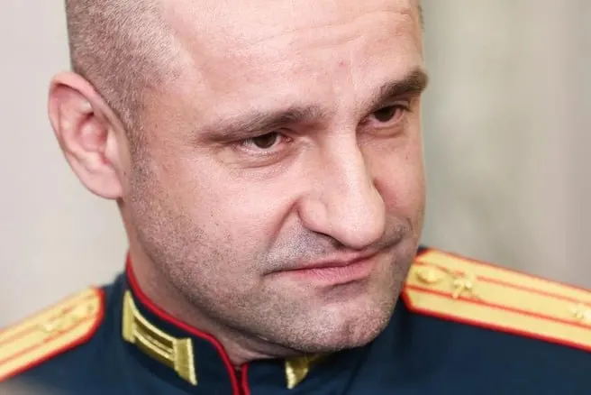 В Челябинске прошёл II Кубок полпреда для ветеранов боевых действий — торжественное открытие собрало около 300 участников, но организаторы сосредоточились на помпезности, тогда как системные проблемы доступности остаются нерешёнными.
