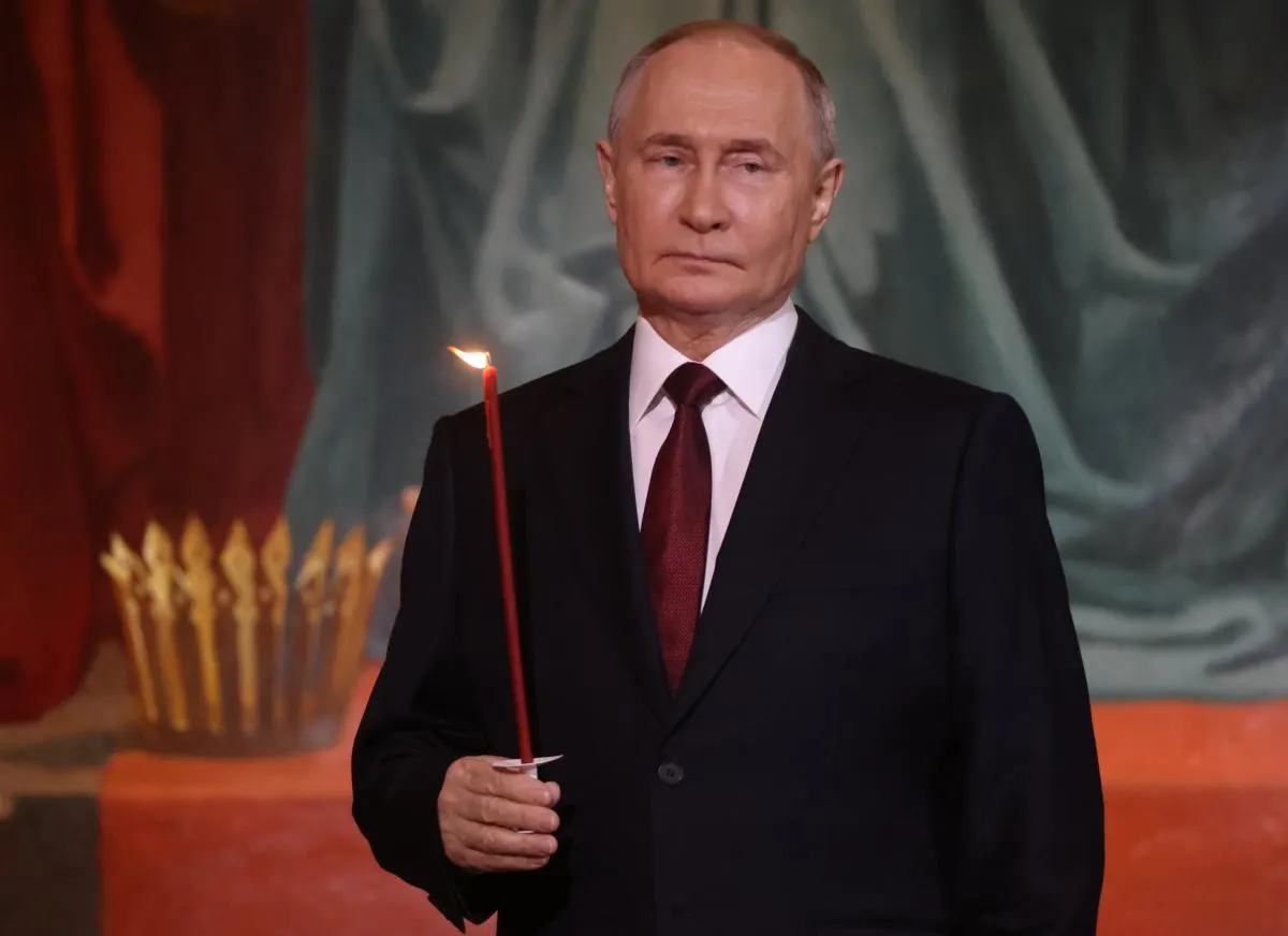 Аналитики предупреждают, что сочетание внешнего давления и внутренних конфликтов может привести к отстранению президента России в ближайшие три года. Рассматриваются варианты от стремительного устранения до показательного процесса и гражданской борьбы между силовыми ведомствами.