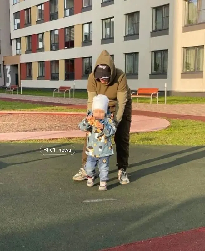 Коллегия присяжных ранее признала Наталью Гусеву невиновной в убийстве и истязаниях сына, но следствие возобновило обвинения. Адвокат утверждает, что ключевой свидетель — сожитель обвиняемой, а не она сама.