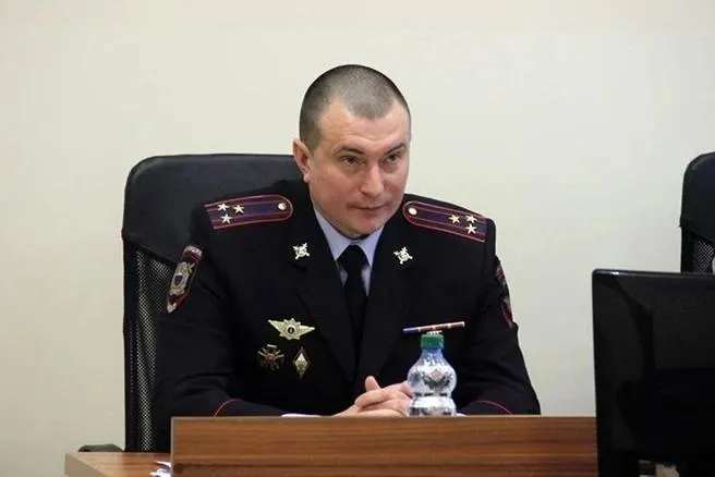 Суд отклонил иск экс-начальника управления МВД по Челябинску об восстановлении в должности и выплате компенсации. Ранее его и супругу уволили после служебной проверки, а сотрудники рассказали о преференциях для руководства.
