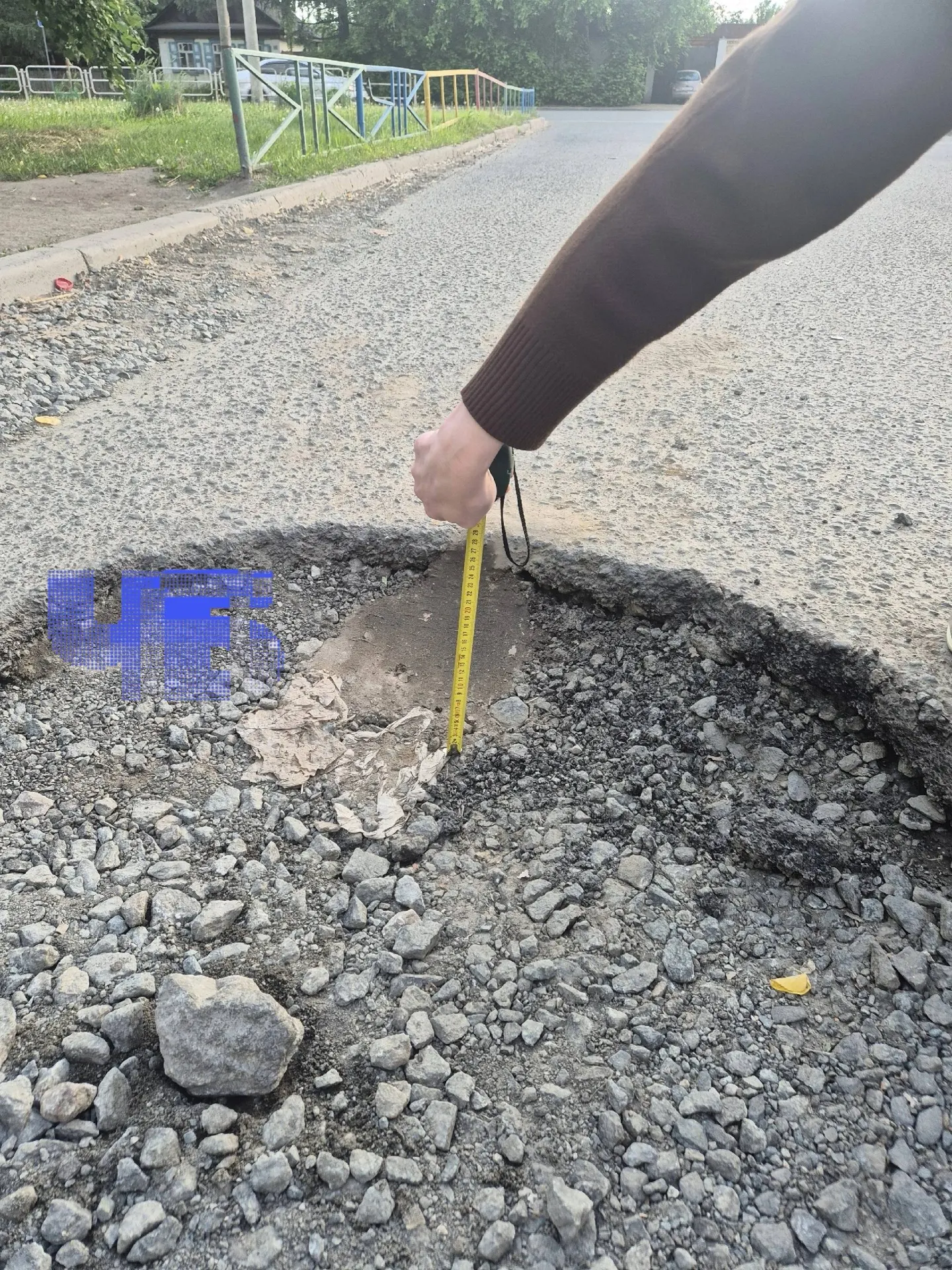 В&nbsp;Челябинске из‑за&nbsp;стройки метротрама во&nbsp;дворах разваливаются проезды&nbsp;— жители пожаловались Текслеру
