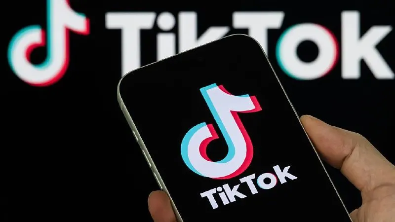 Платформе выписан штраф после того, как она не удалила два ролика с якобы «пропагандой нетрадиционных сексуальных отношений». *Примечание: Верховный Суд признал «Международное движение ЛГБТ» экстремистской организацией.