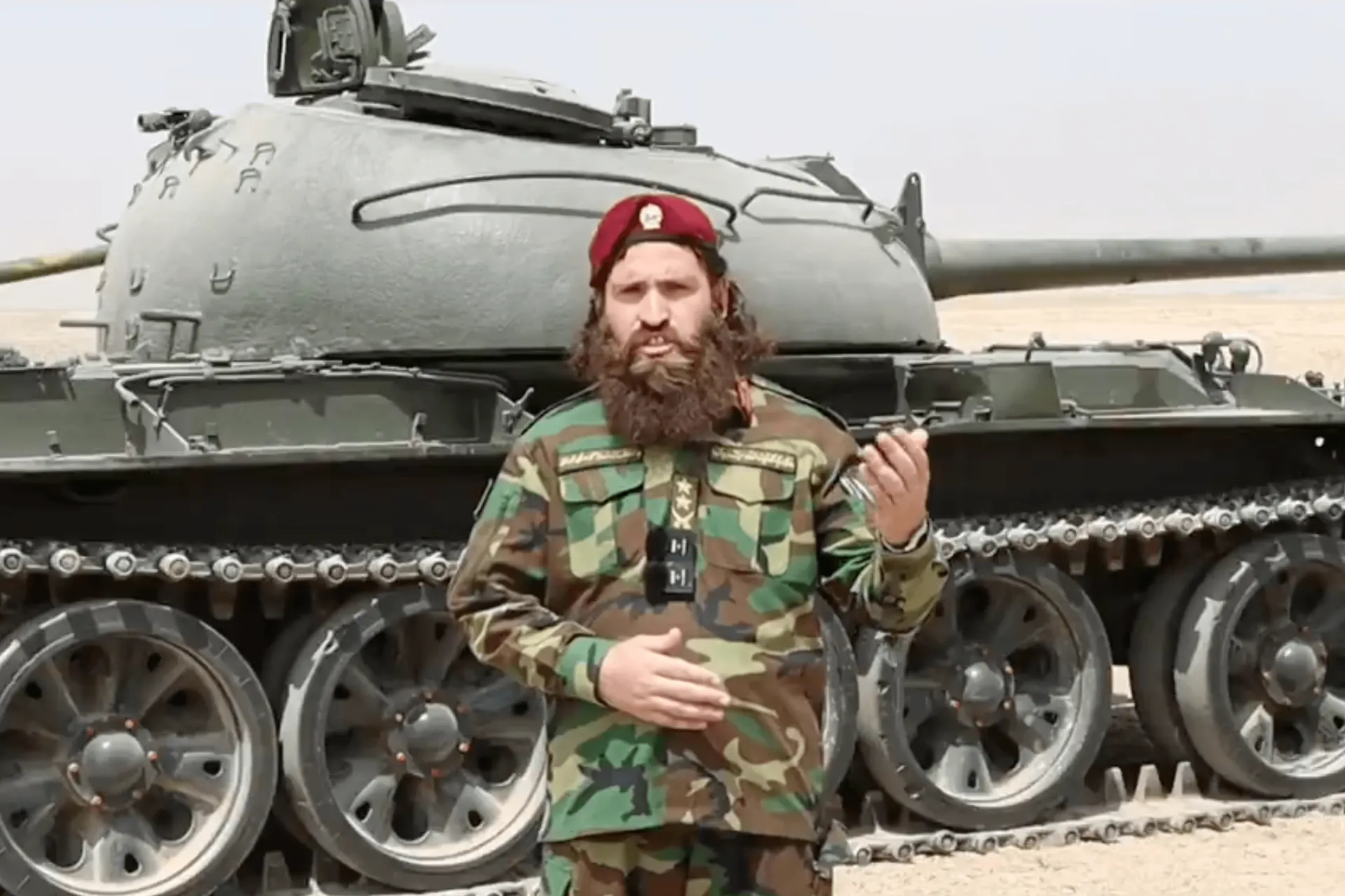 По рамочному соглашению о военно‑техническом сотрудничестве, подписанному 27 мая, Москва готова оказывать помощь в ремонте и обслуживании советской техники, находящейся на вооружении движения. Детали и масштаб взаимодействия пока не раскрыты.