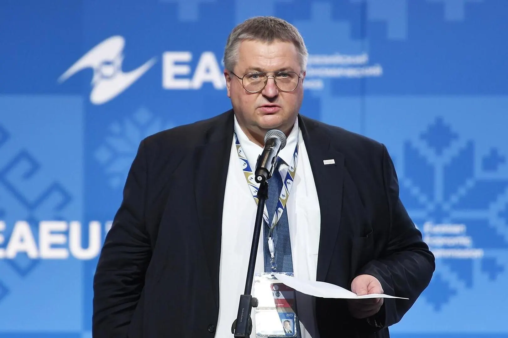 Вице‑премьер РФ заявил, что страны ЕАЭС к декабрю проанализируют правовые и экономические последствия возможной приостановки членства Армении. Дальнейшие меры будут зависеть от результатов парламентских выборов в Ереване.
