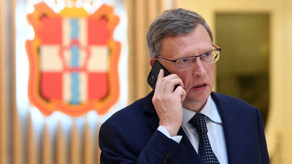 Предприниматель заявил, что не получил полной оплаты за несколько участков земли; следствие изучает сделки и перепродажи через фирму, оформленную на родственницу политика.