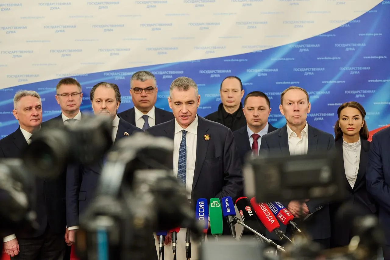 Партия направила в правительство законопроект об отмене 28 административных штрафов, которые, по её мнению, утратили практический смысл и создают проблемы для добросовестных граждан.