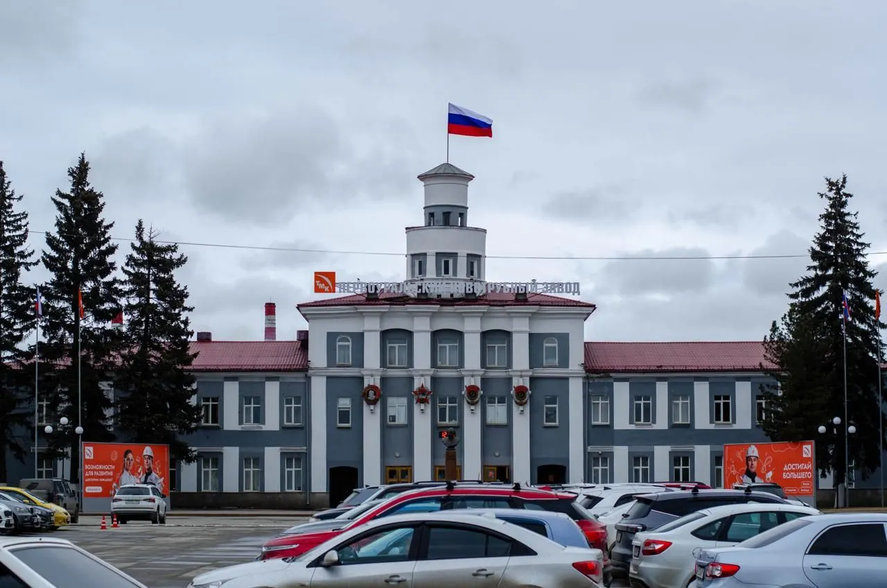 Первоуральский городской суд отменил разрешение на обустройство полигона в 15 км от города: решение последовало после иска жителей и экологов, опасавшихся ущерба лесу, водоёмам и охраняемым видам.