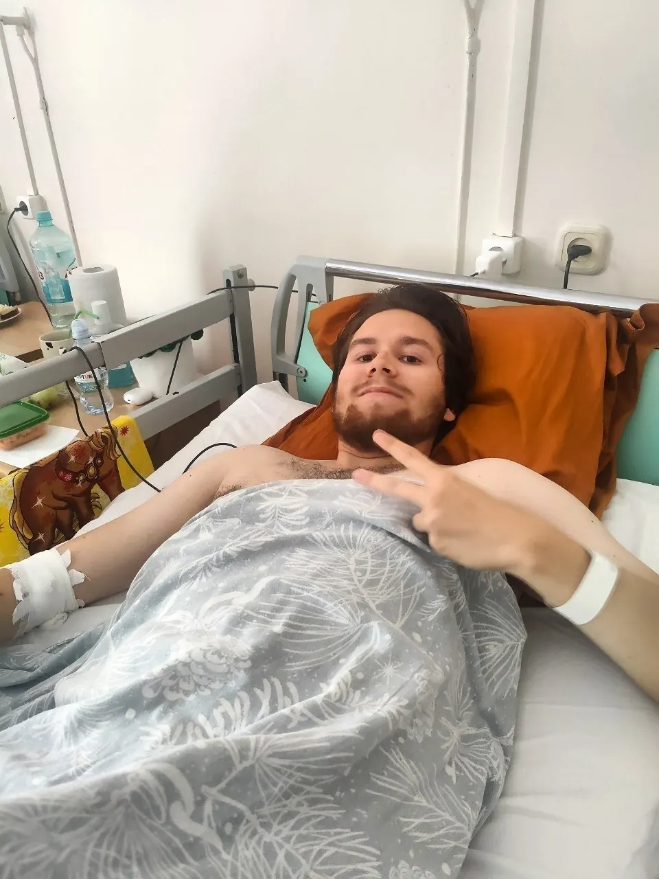 Михаил Попов объявил о завершении кампании по самовыдвижению в гордуму — он не успевает собрать 205 подписей до 24 июля и восстанавливается после перелома позвоночника, полученного при инциденте с полицией.