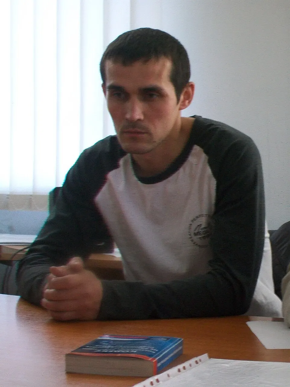Кировский районный суд Екатеринбурга отправил в СИЗО 41‑летнего Игоря Нелогова по обвинению в содействии террористической деятельности (ч. 1.1 ст. 205.1 УК РФ). Ему грозит до 15 лет лишения свободы, защита подала апелляцию.