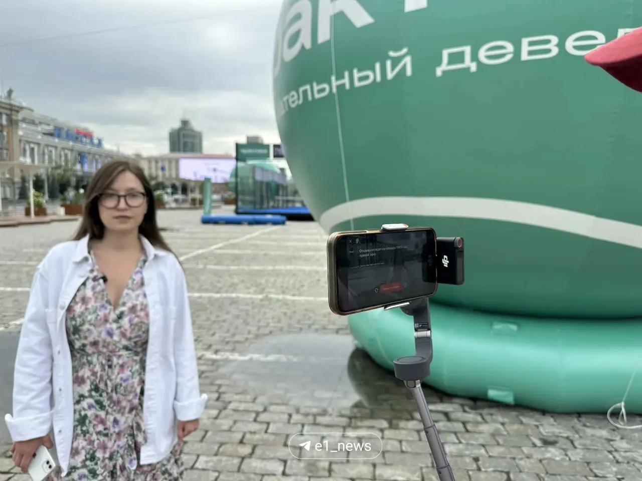 На площади 1905 года в Екатеринбурге организовали спортивную зону с четырьмя кортами для падела, фудкортом и зонами отдыха. Первый бесплатный турнир пройдёт 1 августа, площадка будет работать до конца сентября.