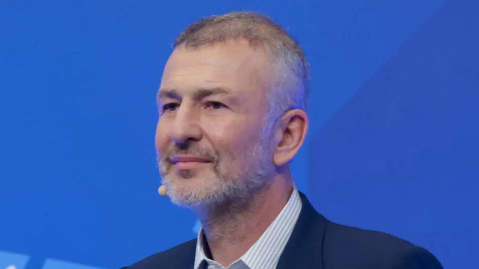 Миллиардер Андрей Мельниченко заключил мировое соглашение по делу о СИБЭКО: компания не была национализирована после перевода 32 млрд рублей в пользу образовательного центра «Сириус». Это лишний пример волны обращений активов в государственную собственность.