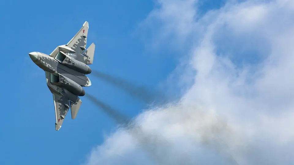 Минпромторг потребовал от АО «Авиационная и морская электроника» перечислить 257,1 млн руб. в качестве штрафа по контракту на разработку отечественных газоразрядных дисплеев — работы по третьему этапу просрочены более шести лет.