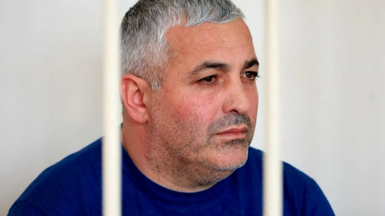Челябинский областной суд отклонил жалобу и продлил арест гендиректора компании, обвиняемого в многомиллионных хищениях при исполнении госконтрактов по уборке нелегальных свалок.