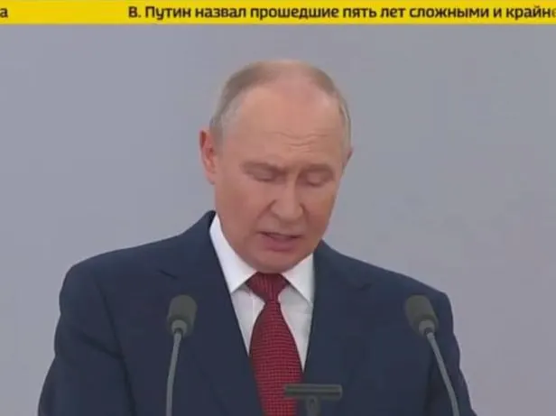 Президент встретился с депутатами Государственной Думы и озвучил основные тезисы о роли парламента, поддержке участников СВО, значимости последних лет и задачах на предвыборный период.