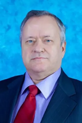 Скончался основатель Екатеринбургского медицинского центра Сергей Акулов. По данным экстренных служб, он умер вечером 23 августа после ухудшения состояния.