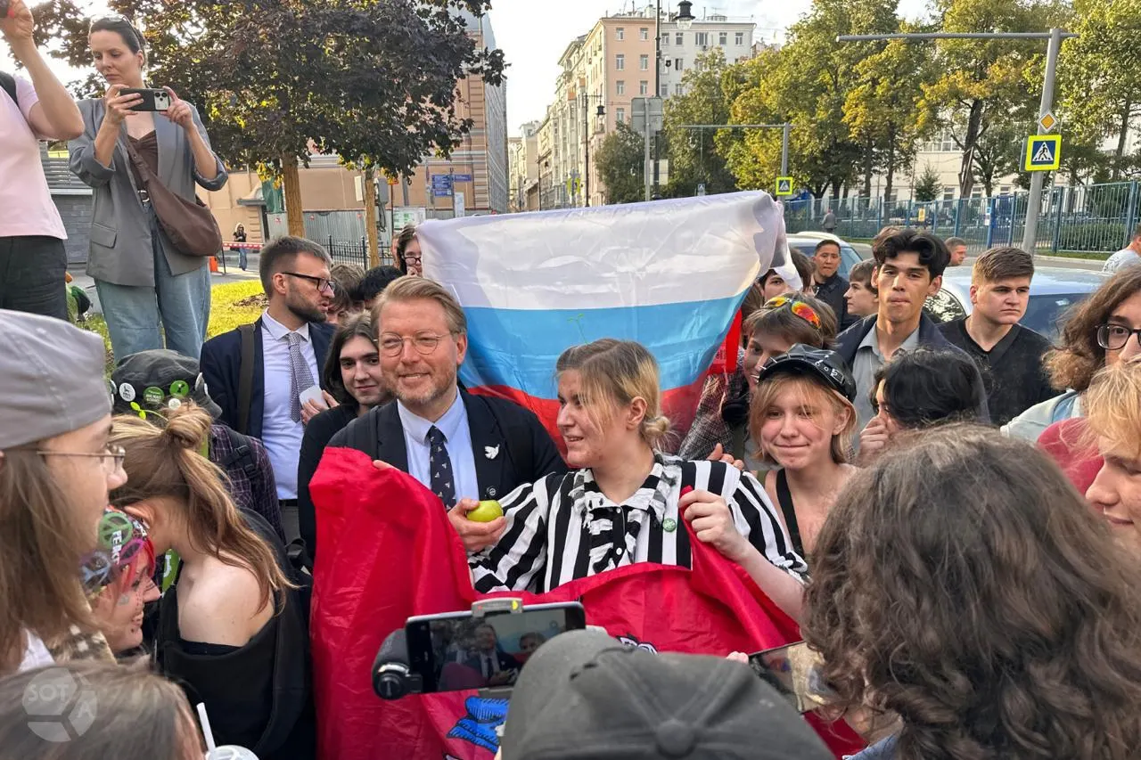 Административный иск о снятии регистрации списка партии Яблока подан в Калининградский областной суд; слушание назначено на 28 августа.
