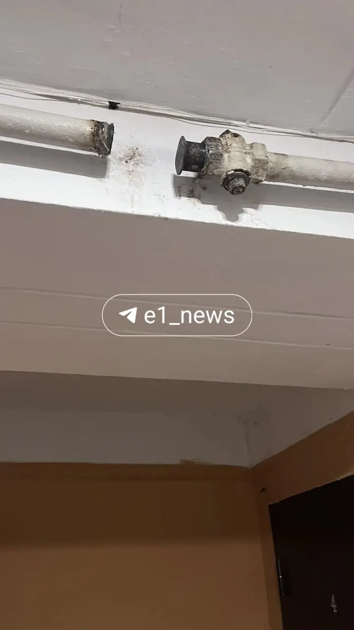 Жители дома на улице Олега Кошевого оказались без газоснабжения уже месяц после конфликта в квартире. Газовики перекрыли стояк ради безопасности, ситуация требует разрешения.