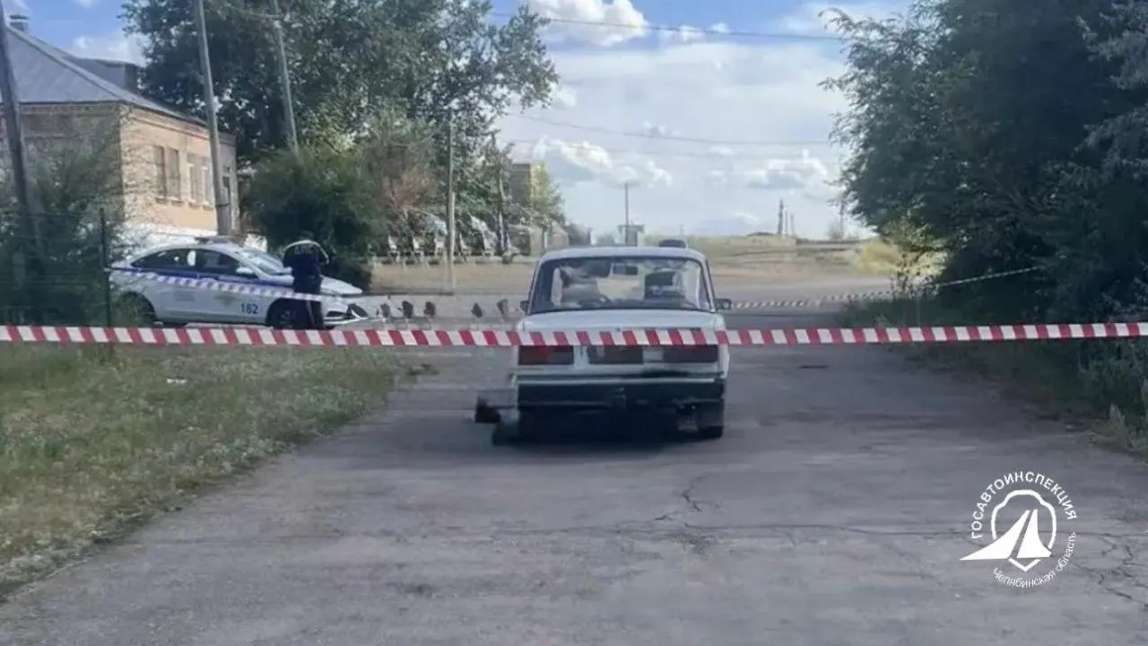 Ребёнок скончался на месте — по данным ГАИ, мальчик перебегал проезжую часть.