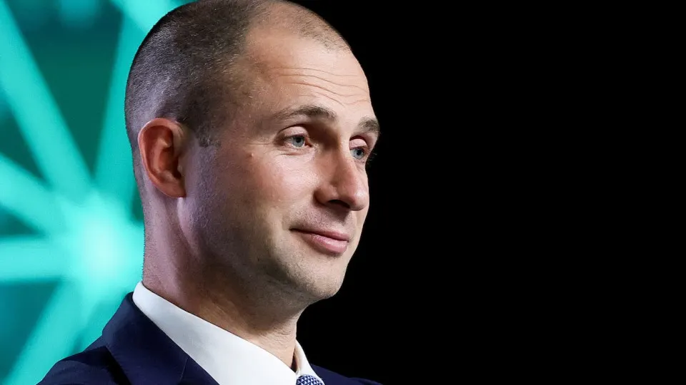 Компания VK продолжает терпеть убытки на фоне роста выручки, во втором квартале зафиксирована символическая прибыль благодаря продаже части актива.