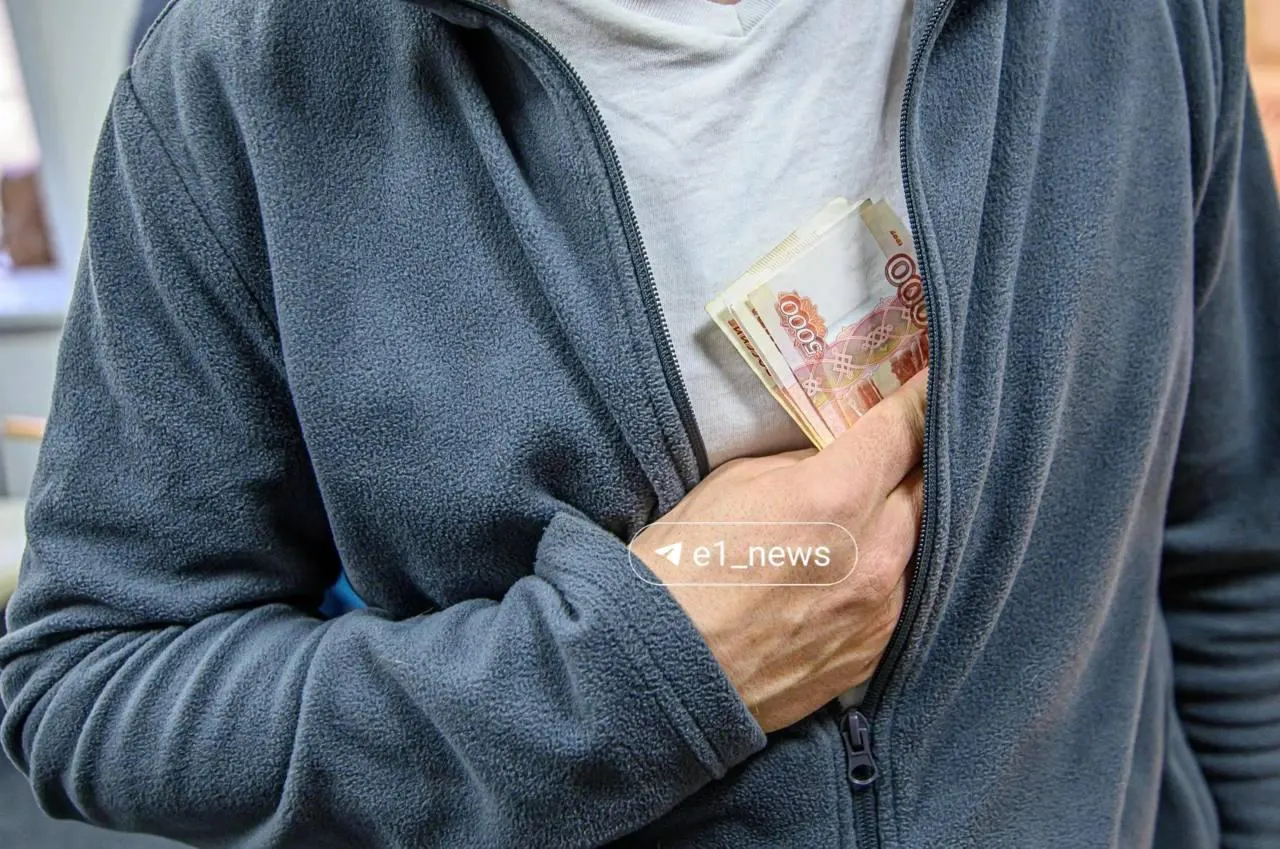 За год среднедушевой доход вырос на 21% и достиг 87 тыс. рублей в месяц; город занимает лидирующие позиции среди миллионников и уступает лишь Москве и Санкт-Петербургу.