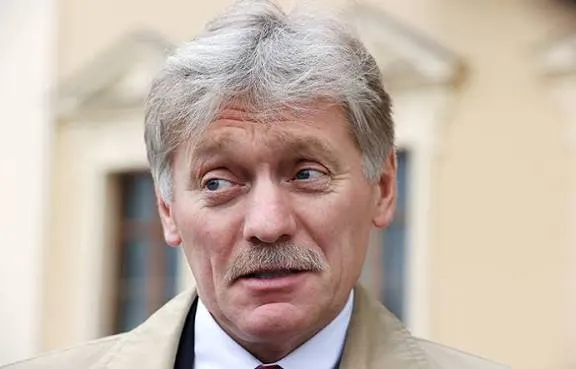 Песков заявил о недружественных санкциях и их возможном влиянии на дипломатические усилия по Украине.