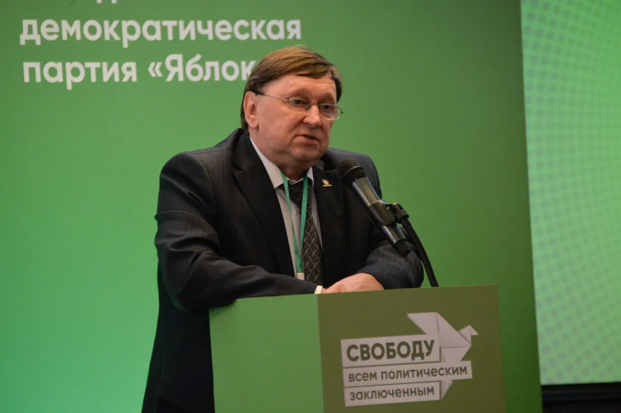 Суд отменил регистрацию кандидата по Сергиево-Посадскому округу; в кампании участвуют иски, задержания и манёвры вокруг выдвижений.