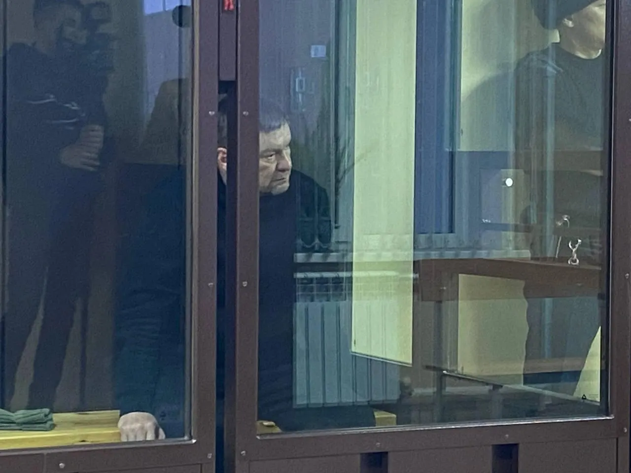 Суд признал виновным Сергея Ефимова; конфискованы 4,3 млн рублей, и после окончания срока ему запретят занимать должности в муниципальных и государственных структурах.