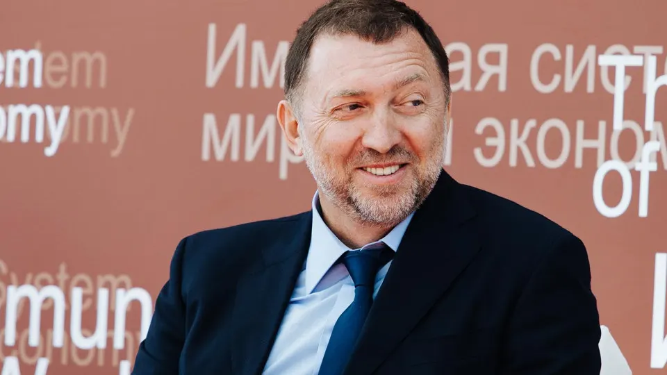 Региональные мощности по производству глинозема составляют значительную часть российского объема — около 80%. Возможная консервация заводов ставит под угрозу сырьевую независимость региона и рабочие места.
