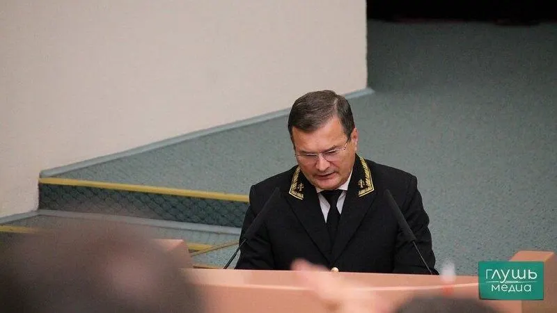 Высшая квалификационная коллегия судей России приняла решение о дисциплинарном взыскании председателя Саратовского областного суда Олега Ляпина и его заместителей из-за выявленных системных нарушений в работе судов региона.