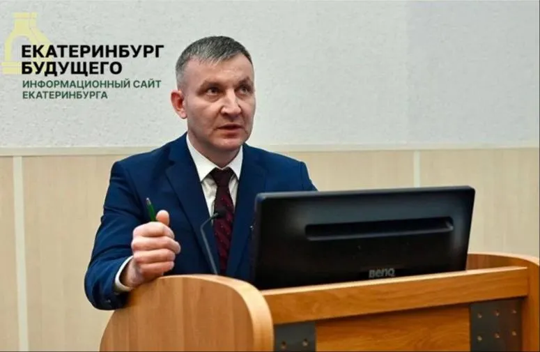 Замначальника центра по противодействию экстремизму нашли погибшим в Екатеринбурге. По словам близких, незадолго до смерти он подал рапорт об увольнении; между ним и заместителем начальника областного управления возникали разногласия. Официальные детали гибели пока не разглашаются.